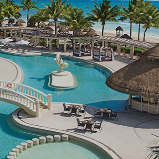 Elenest Resort exterior